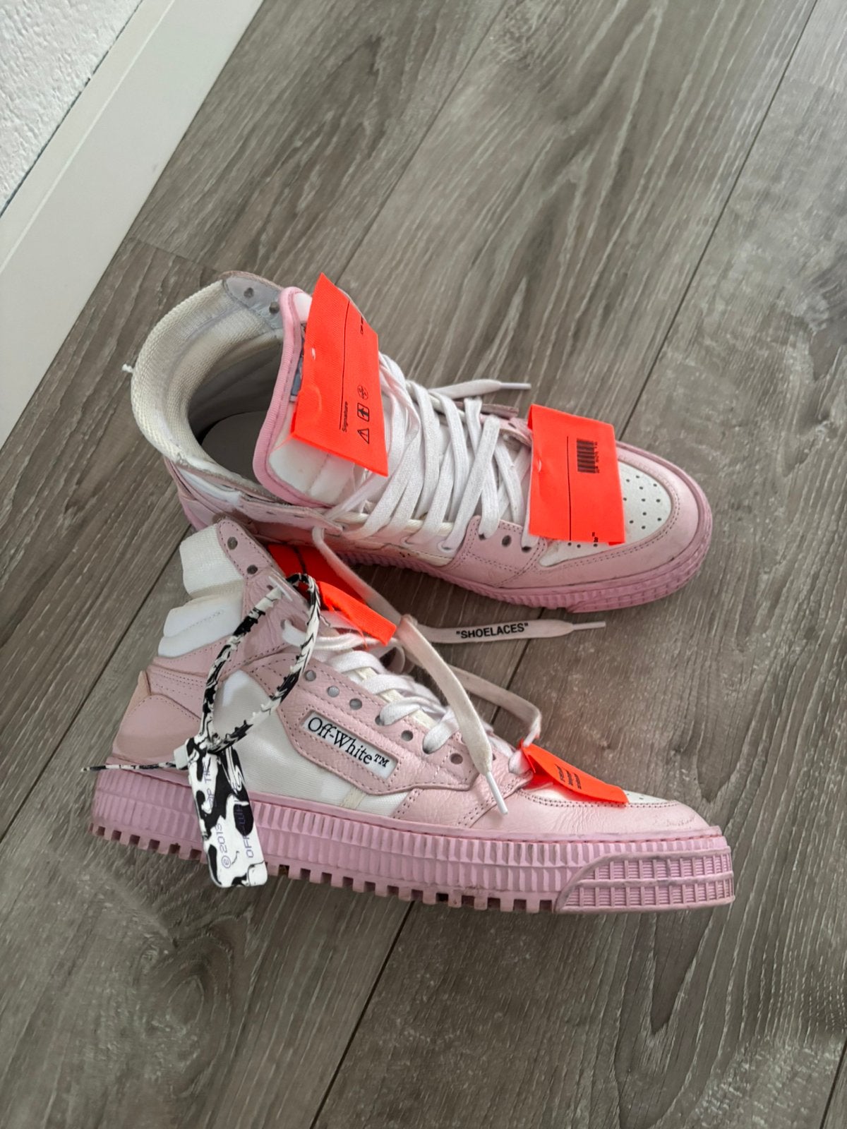 Off white maat 37, Ophalen of Verzenden, Zo goed als nieuw, Zwart