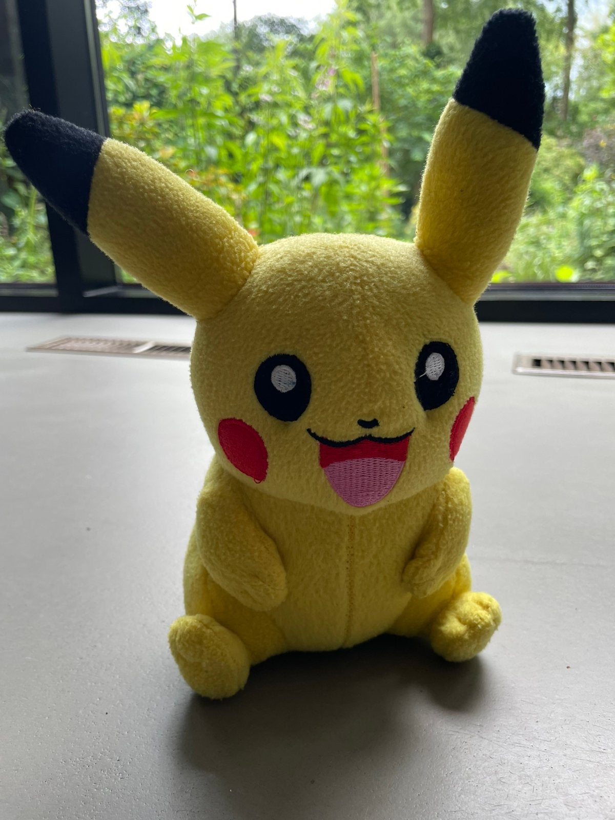 Pikachu knuffel, Ophalen of Verzenden, Zo goed als nieuw, Overige typen
