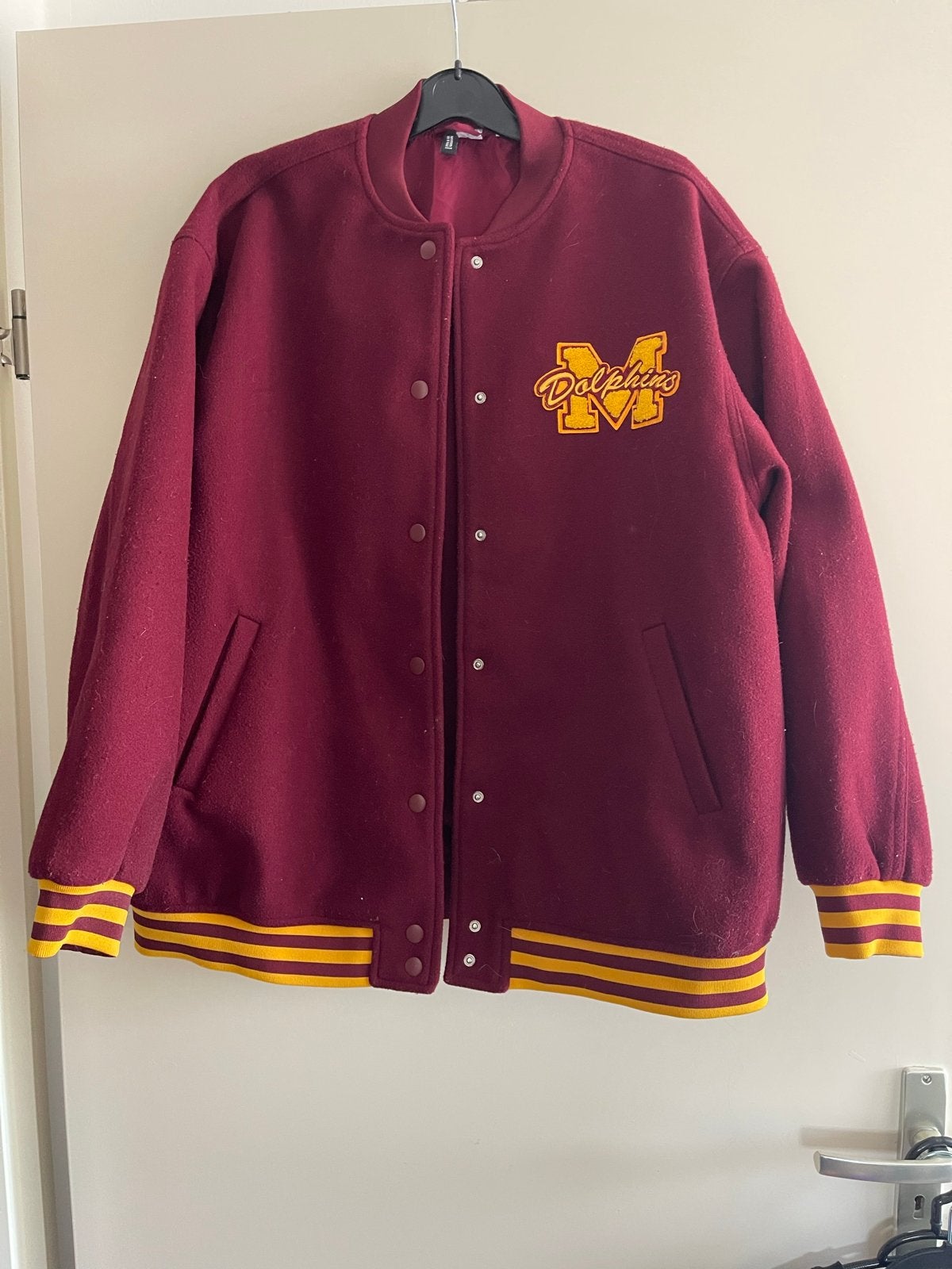 H&M Bomberjack Tussenjas Maat M (valt als M-L), Ophalen of Verzenden, Gedragen, Maat 38/40 (M), Rood