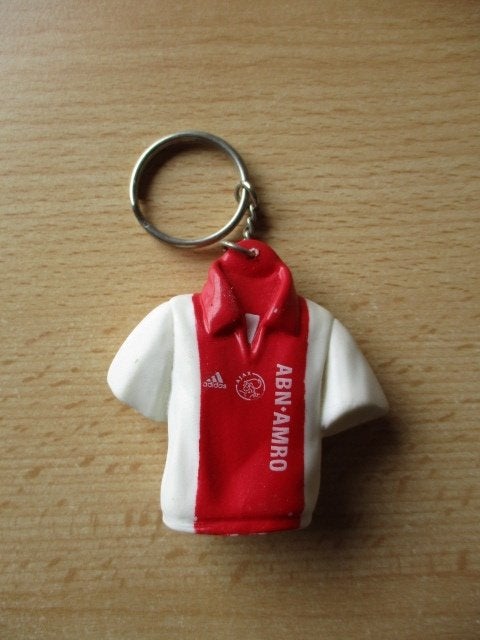 Ajax kunststof sleutelhanger  Shirt 12e man  6cm, Ophalen of Verzenden, Nieuw