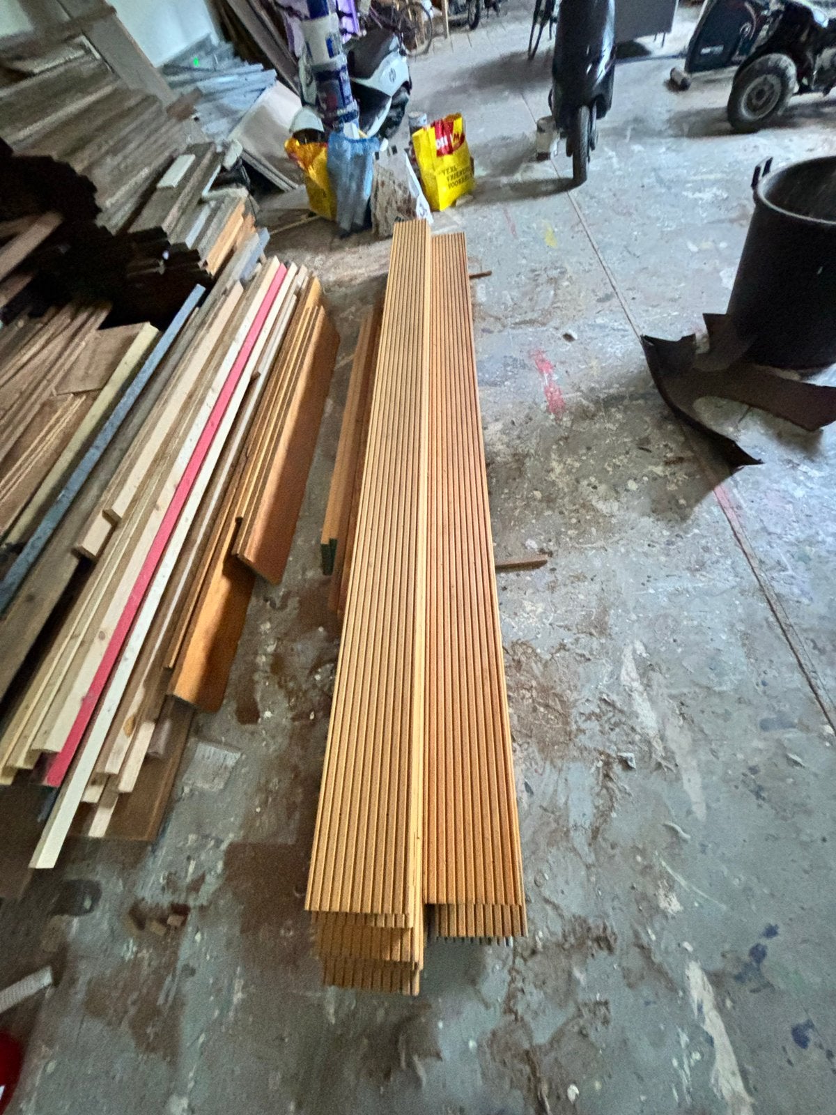Diverse partij gebruikte houten vlonder planken en balken, Ophalen, Gebruikt, 25 tot 50 mm, Overige typen