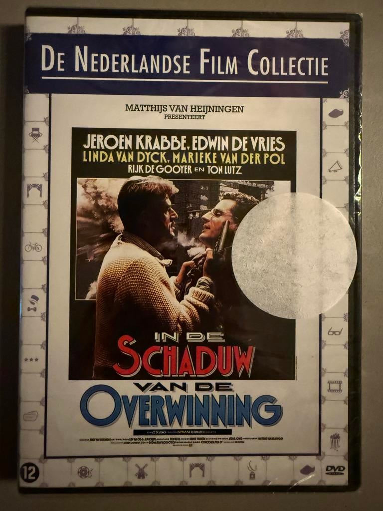 In. De schaduw van de overwinning dvd, Alle leeftijden, Ophalen of Verzenden, 1980 tot heden, Zo goed als nieuw
