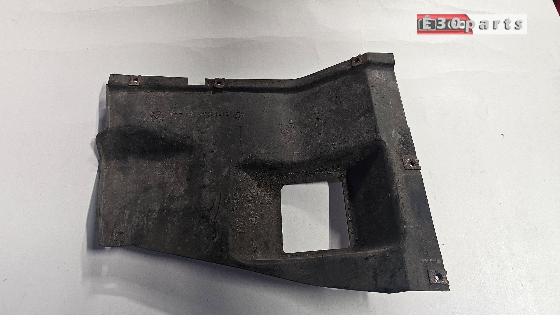 Afdekking Binnenscherm airduct links BMW 3 serie E30 5171196, Gebruikt, -, Ophalen of Verzenden, Bumper