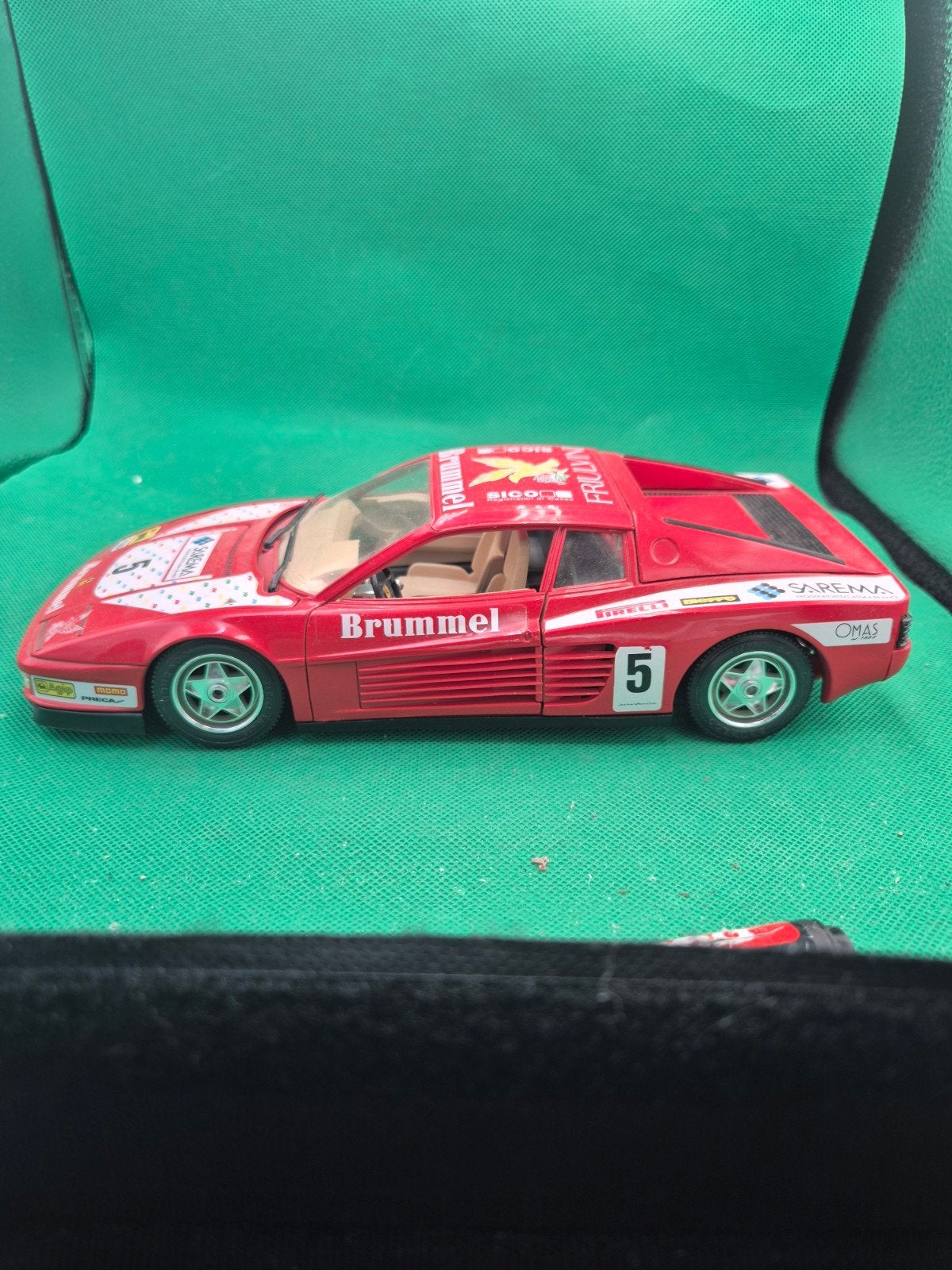 495 Ferrari Testarossa 1/18 Bburago, Ophalen of Verzenden, Zo goed als nieuw, Bburago