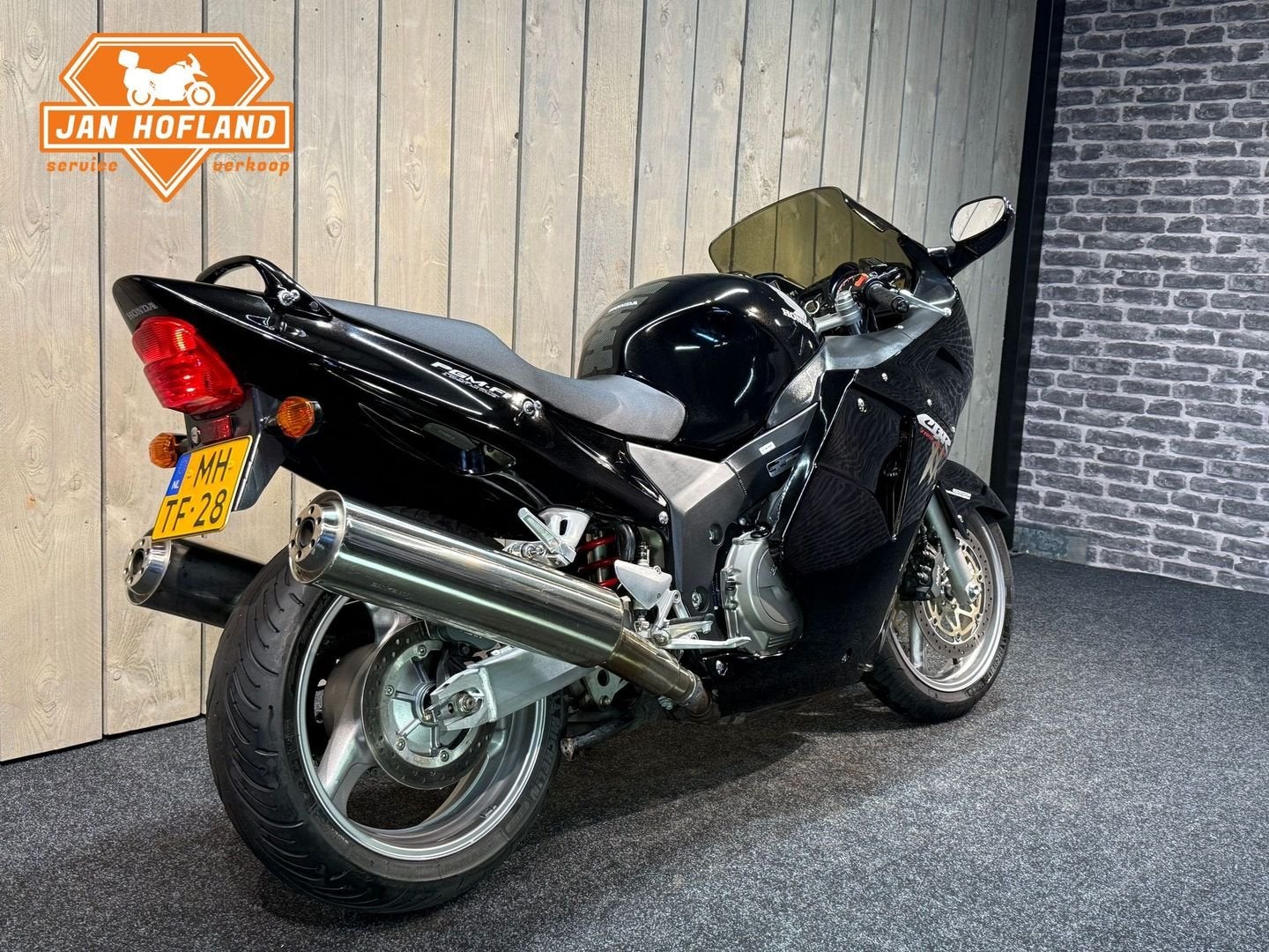 HONDA CBR 1100  XX SUPER BLACKBIRD (bj 2003) 11,006 km, 1137 cc, HONDA, 4 cilinders, Motorrijbewijs A