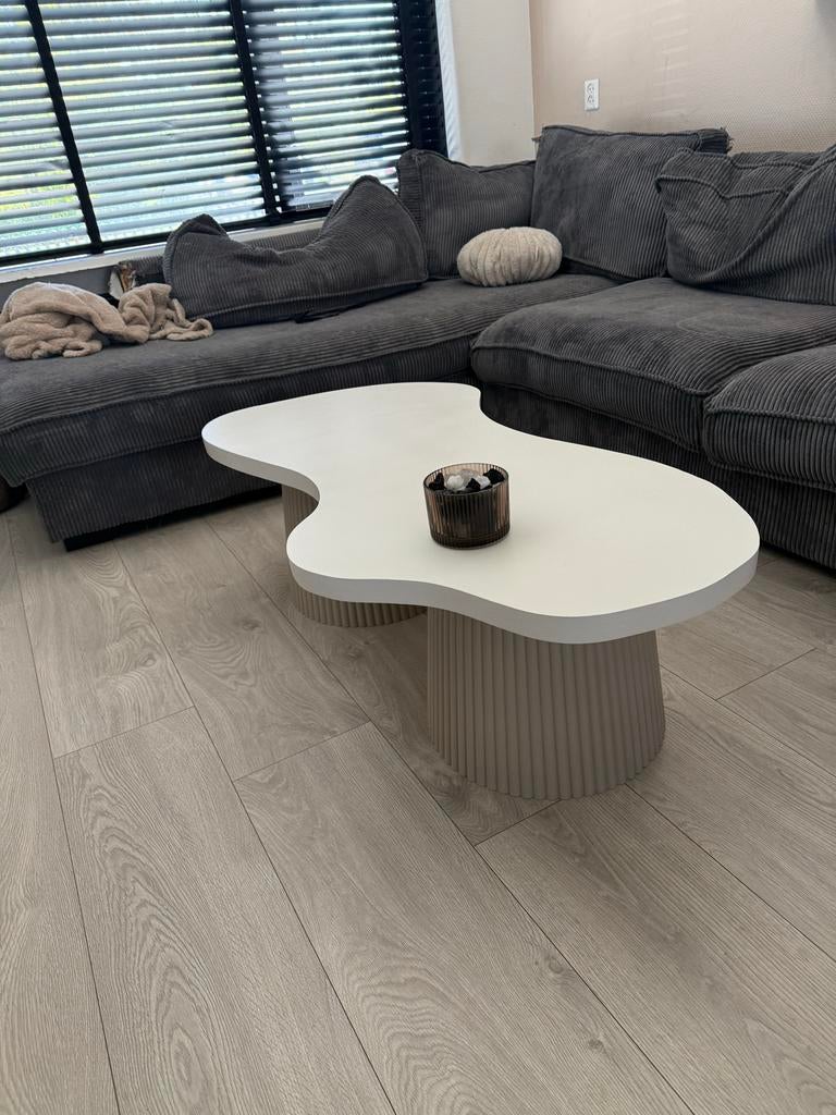 Organische salontafel - 1.20m lang, Huis en Inrichting, Tafels | Salontafels, Overige materialen, 100 tot 150 cm, Ophalen of Verzenden