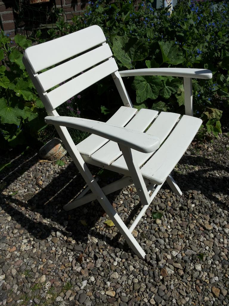 4 Klapstoelen voor tuin of terras. Hoog model. Wit hout, Ophalen, Gebruikt, Hout, Inklapbaar