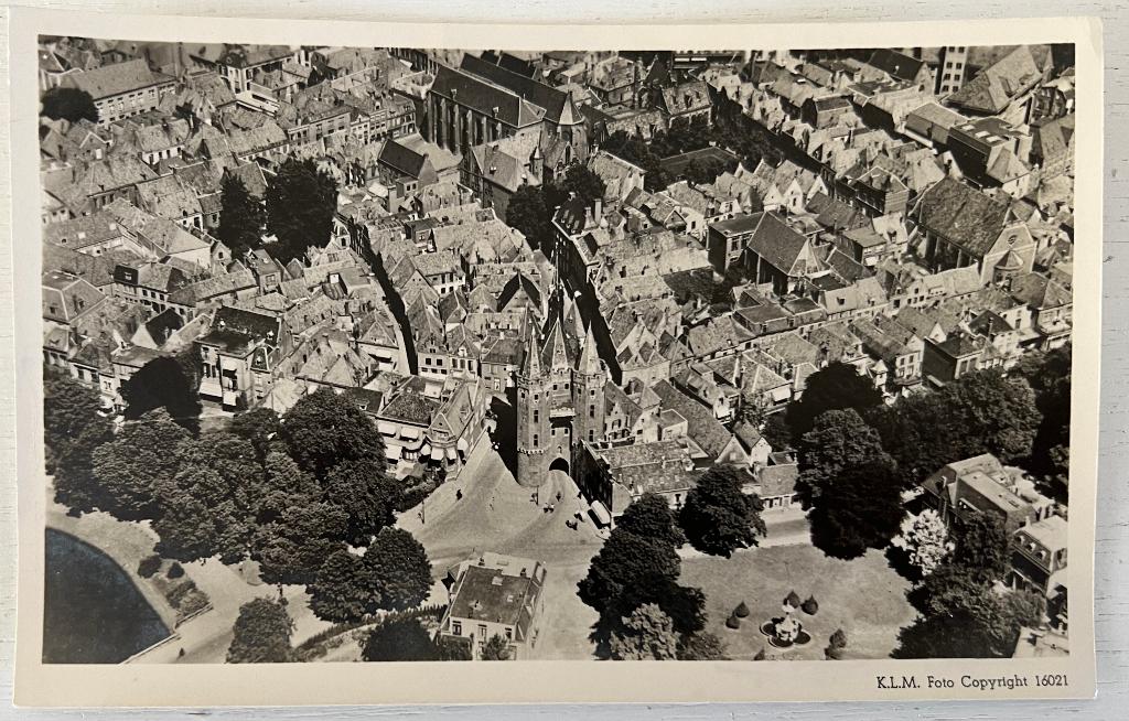 Oude Ansichtkaart - Zwolle - Sassenpoort, Verzamelen, Ansichtkaarten | Nederland, Ophalen of Verzenden, 1940 tot 1960, Gelopen
