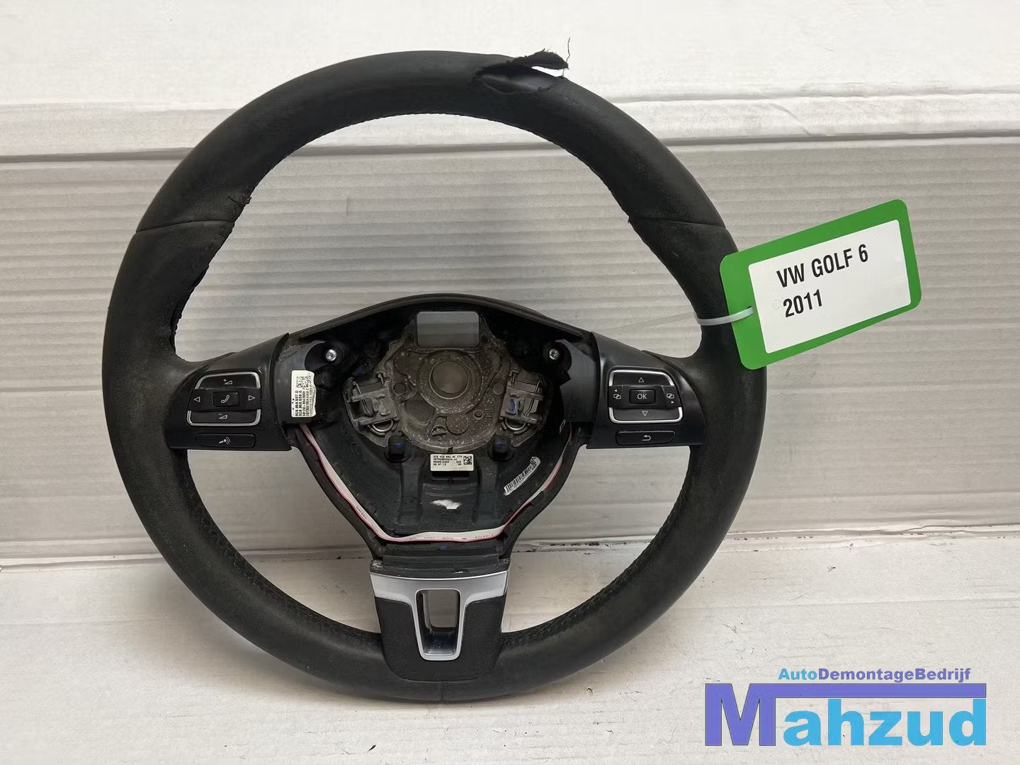 VW GOLF 6 Stuurwiel stuur 2009-2012, Auto-onderdelen, Besturing, Gebruikt, Volkswagen, Volkswagen AG, Berliner Ring 2
38440  Wolfsburg, DE