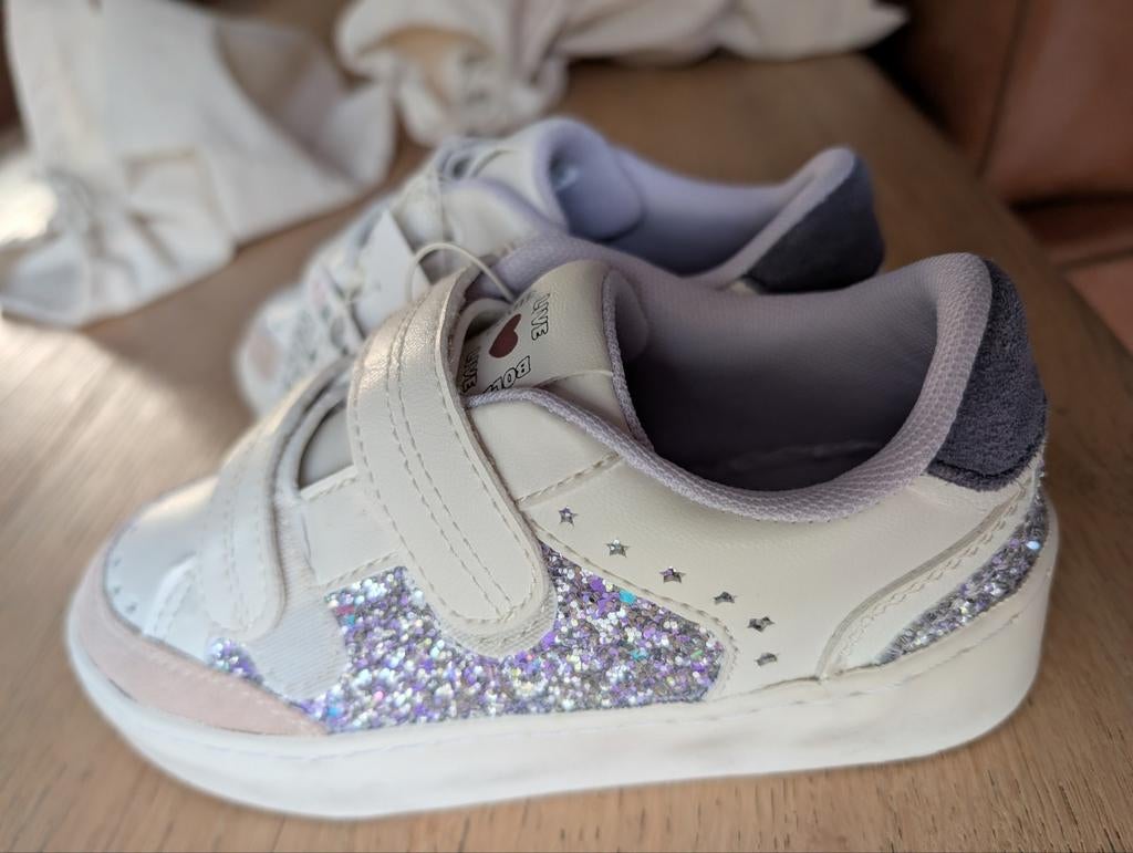 Mooie glitter Zara sneakers, maat  31, Ophalen, Nieuw, Meisje, Schoenen
