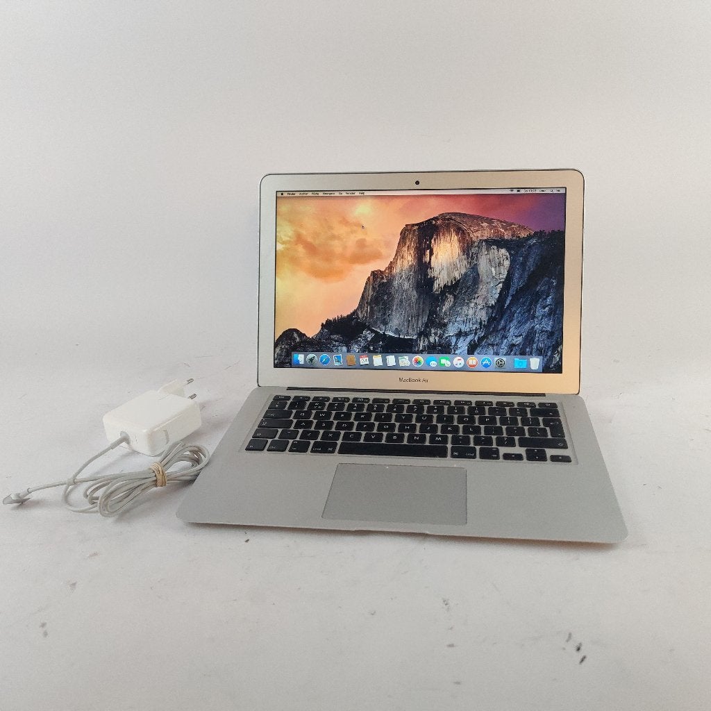 Apple Macbook Air 13' Inch 2015 || Nu voor €119.99!, Computers en Software, Ophalen of Verzenden, X, 13 inch, X