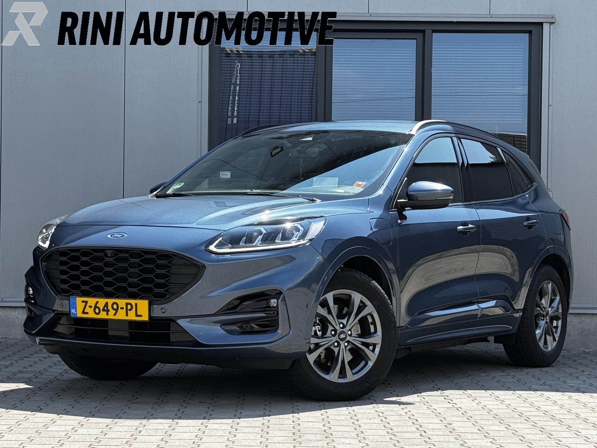 Ford Kuga 2.5 PHEV ST-Line X 224 PK | Alcantara | Trekhaak |, Auto's, 14 kWh, Gebruikt, 4 cilinders, Met garantie (alle)