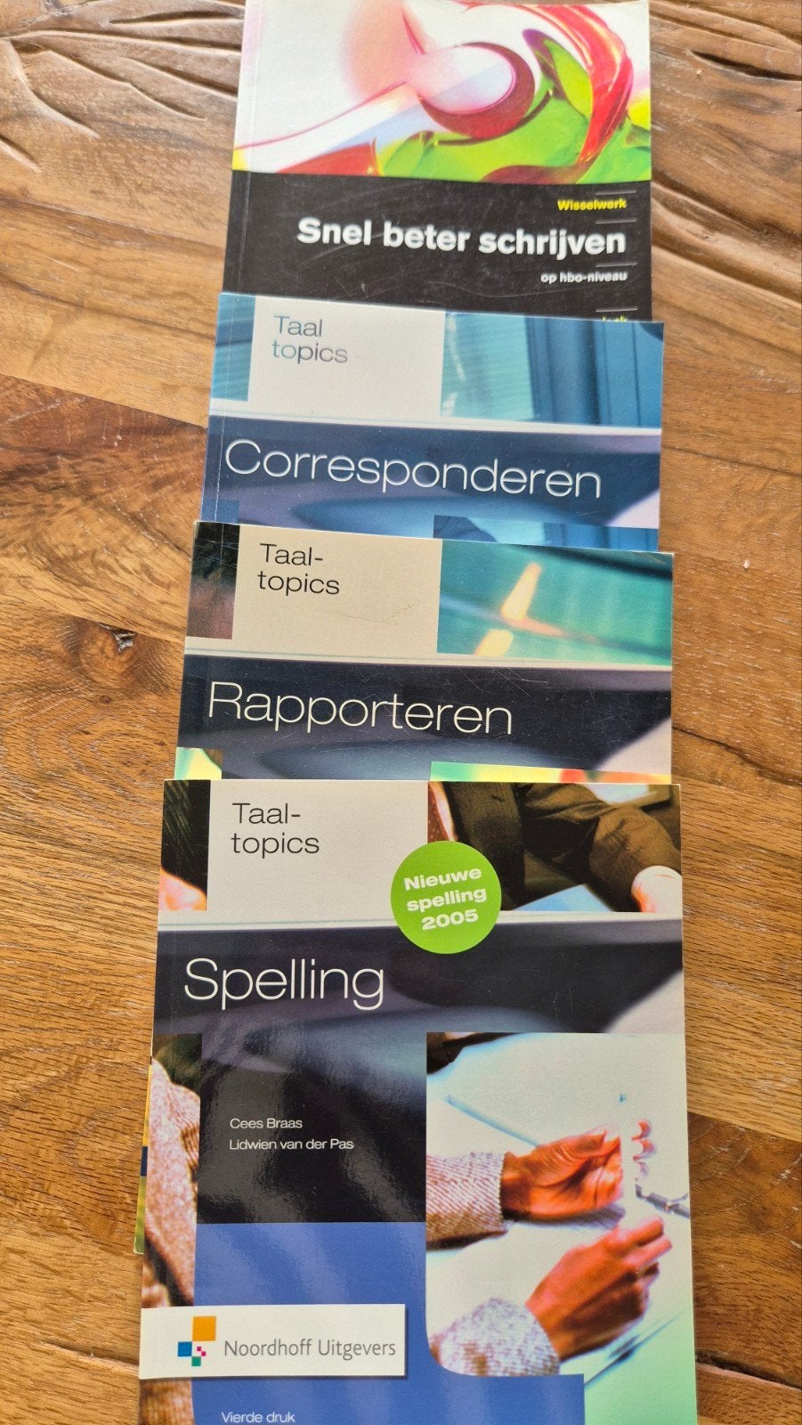Taal Topic Corresponderen, Rapporteren, Spelling, Schrijven, Gelezen, Cees Braas, Lidwien van der Pas, Alpha, HBO