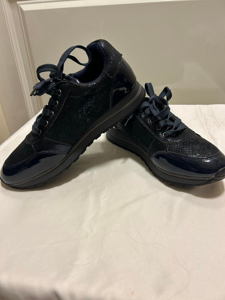 Fabs schoenen maat 39, Kleding | Dames, Schoenen, Ophalen of Verzenden, Zo goed als nieuw, Blauw, Sneakers of Gympen
