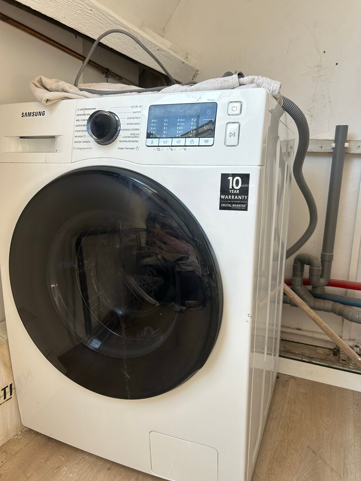 Samsung wasmachine droger in 1 8kg - defect, 8 tot 10 kg, Ophalen, Niet werkend, Voorlader