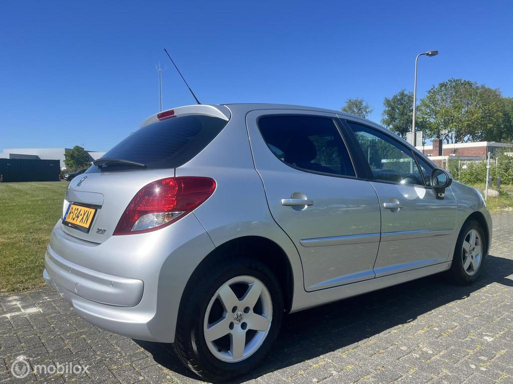 Peugeot 207 1.4 VTi Urban Move / Airco / PDC / APK / 5drs /, Voorwielaandrijving, Euro 5, Stof, Gebruikt