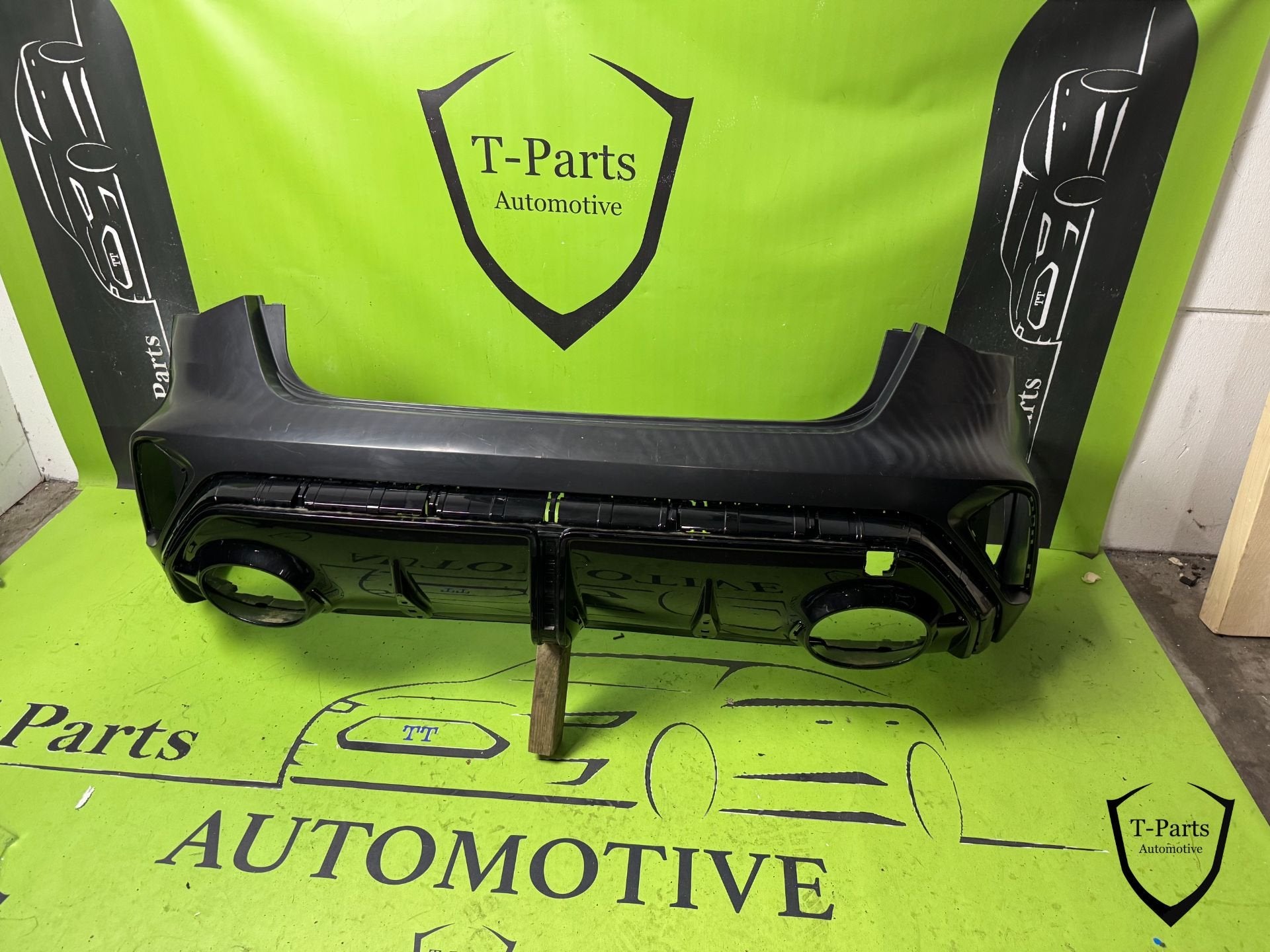 audi RS3 8Y achterbumper RS 3 bumper facelift, Gebruikt, AUDI AG, Auto-Union-Strasse 1
85045  Ingolstadt, DE, Kundenbetreuung@audi.de