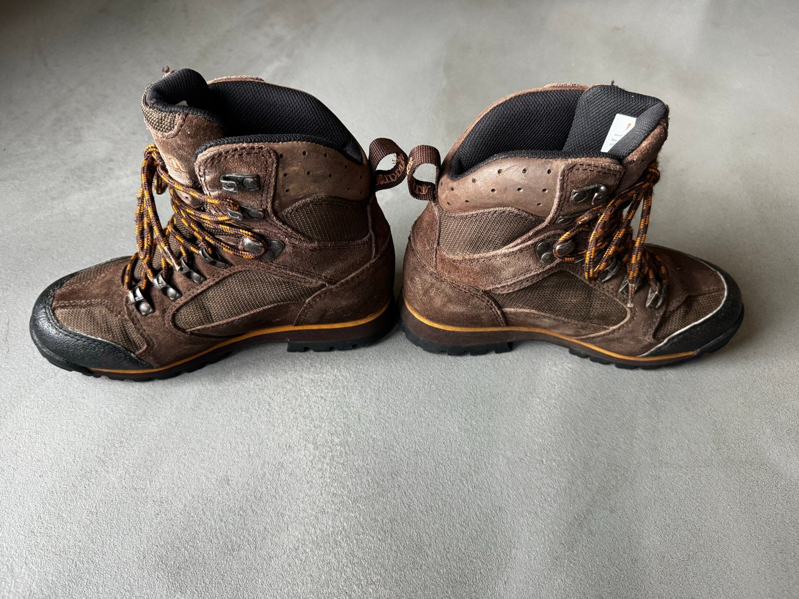 Härkila jacht- en outdoorschoenen maat 37, Ophalen, Zo goed als nieuw, Schoenen