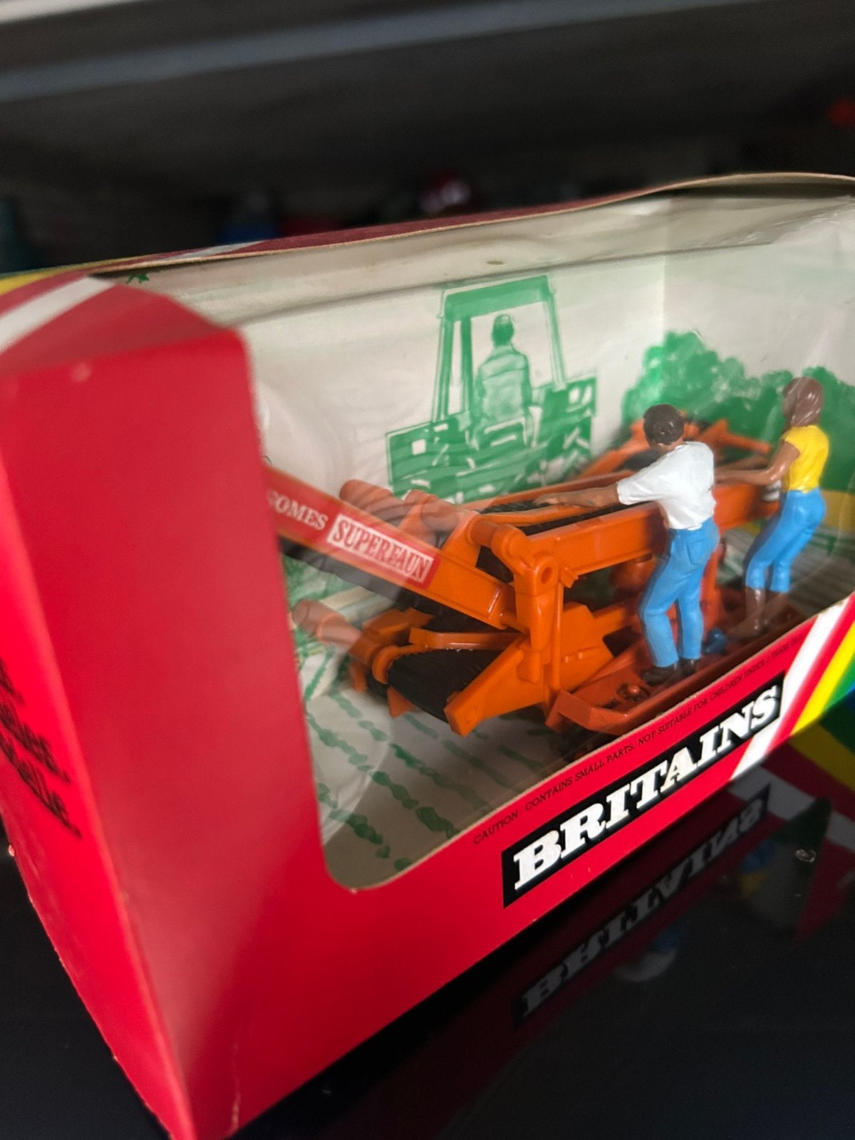 Britains 9535 zeldzaam nieuw in doos, Hobby en Vrije tijd, Modelauto's | 1:32, Ophalen of Verzenden, Zo goed als nieuw, Tractor of Landbouw