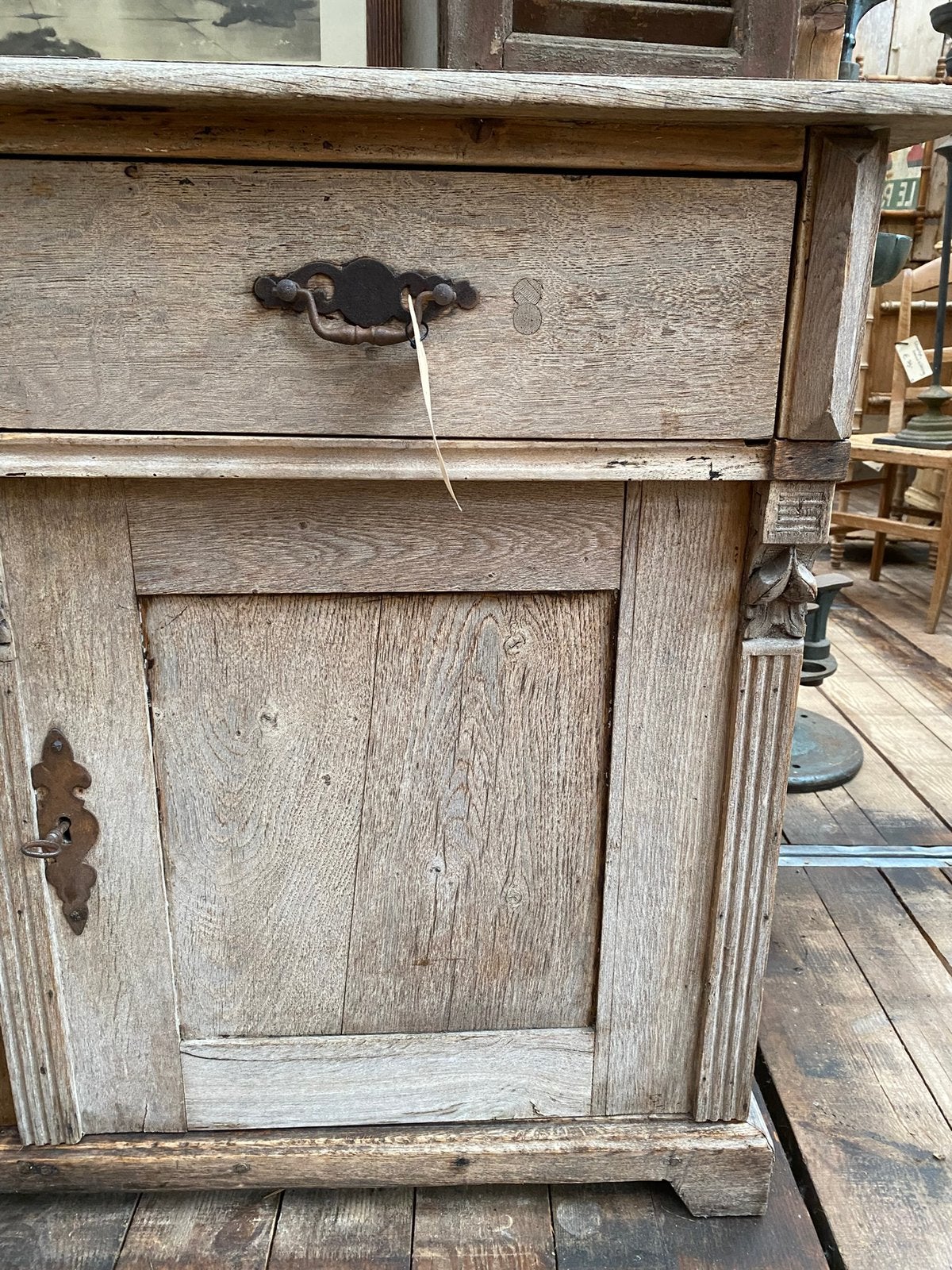 Sleets verweerde Franse kast commode, Ophalen