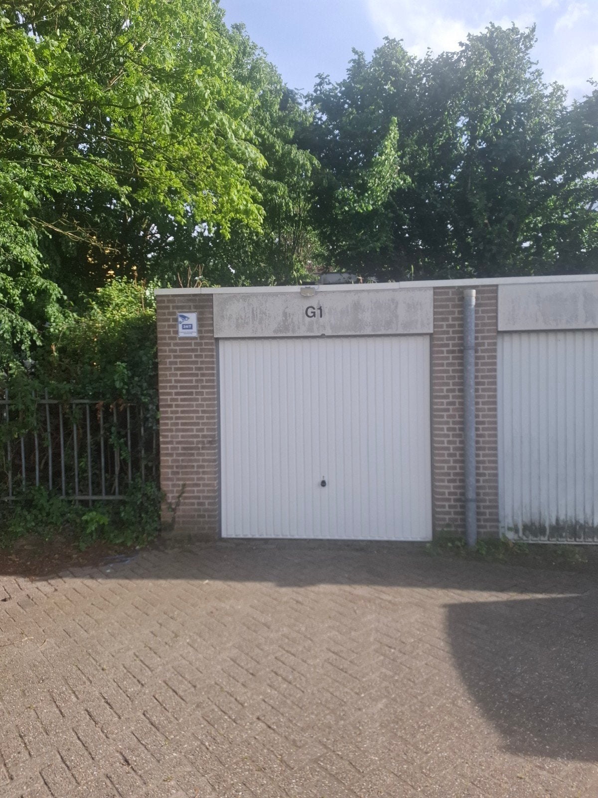 Gezocht!  Garage in Eindhoven om over te nemen.