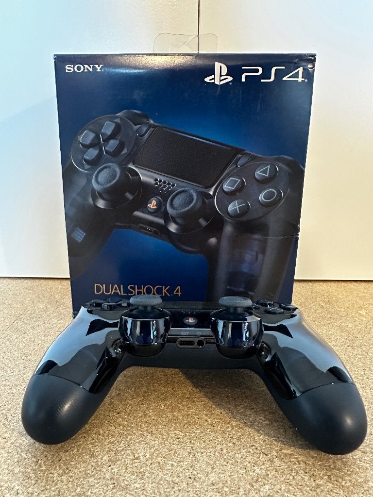 Sony PlayStation 4 Controller 500 Million Limited Edition, Ophalen of Verzenden, Zo goed als nieuw, Met 1 controller, Original