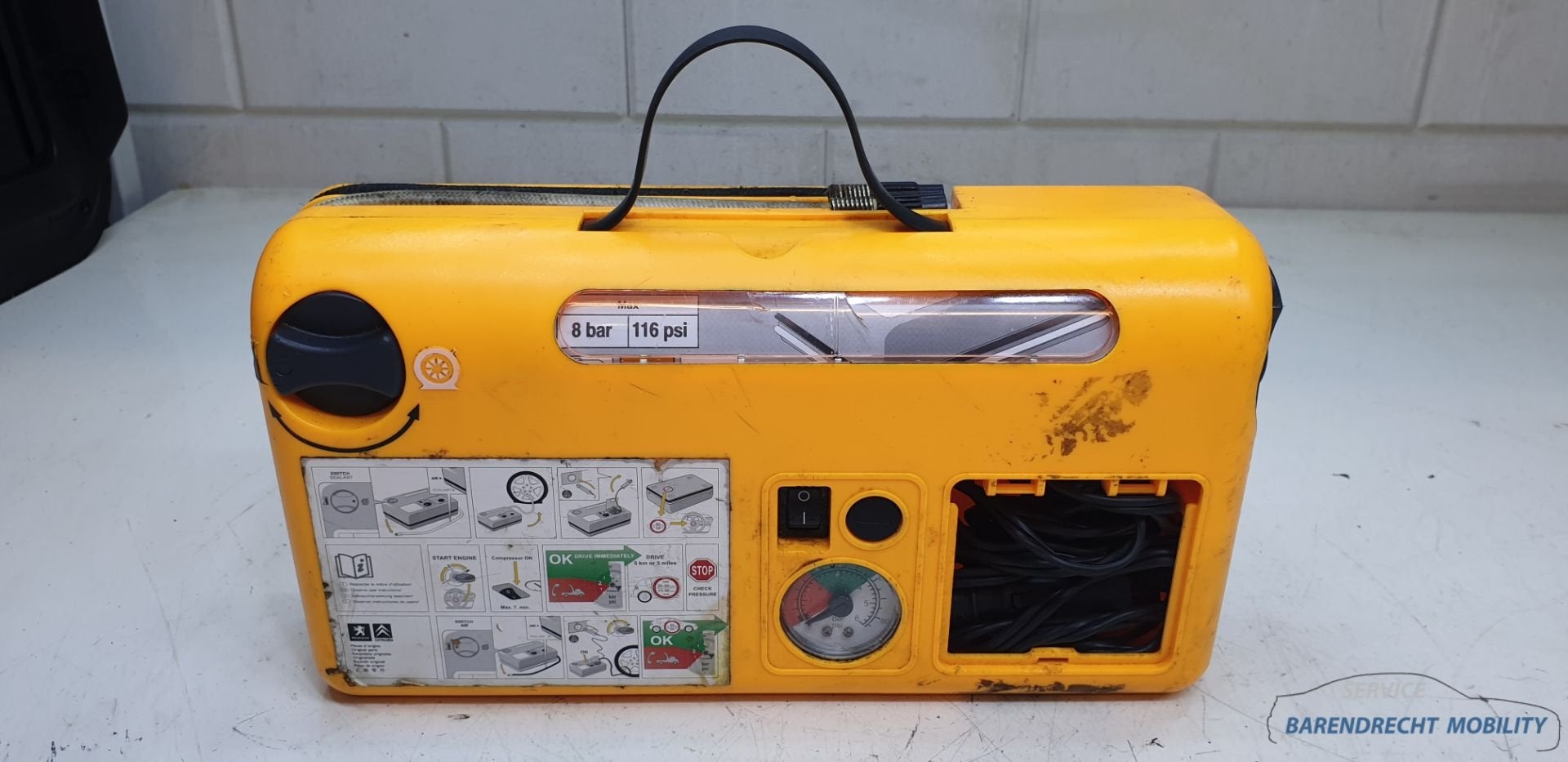 12V Bandenpomp lucht pomp compressor Peugeot Citroen Renault, Taurusavenue 1
2132 LS  Hoofddorp, NL, Gebruikt, Contact.group@renault.com