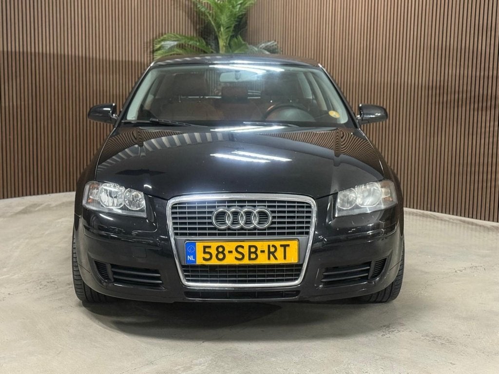 Audi A3 1.6 Attraction (bj 2005), Auto's, Audi, Voorwielaandrijving, Gebruikt, 4 cilinders, Electronic Stability Program (ESP)