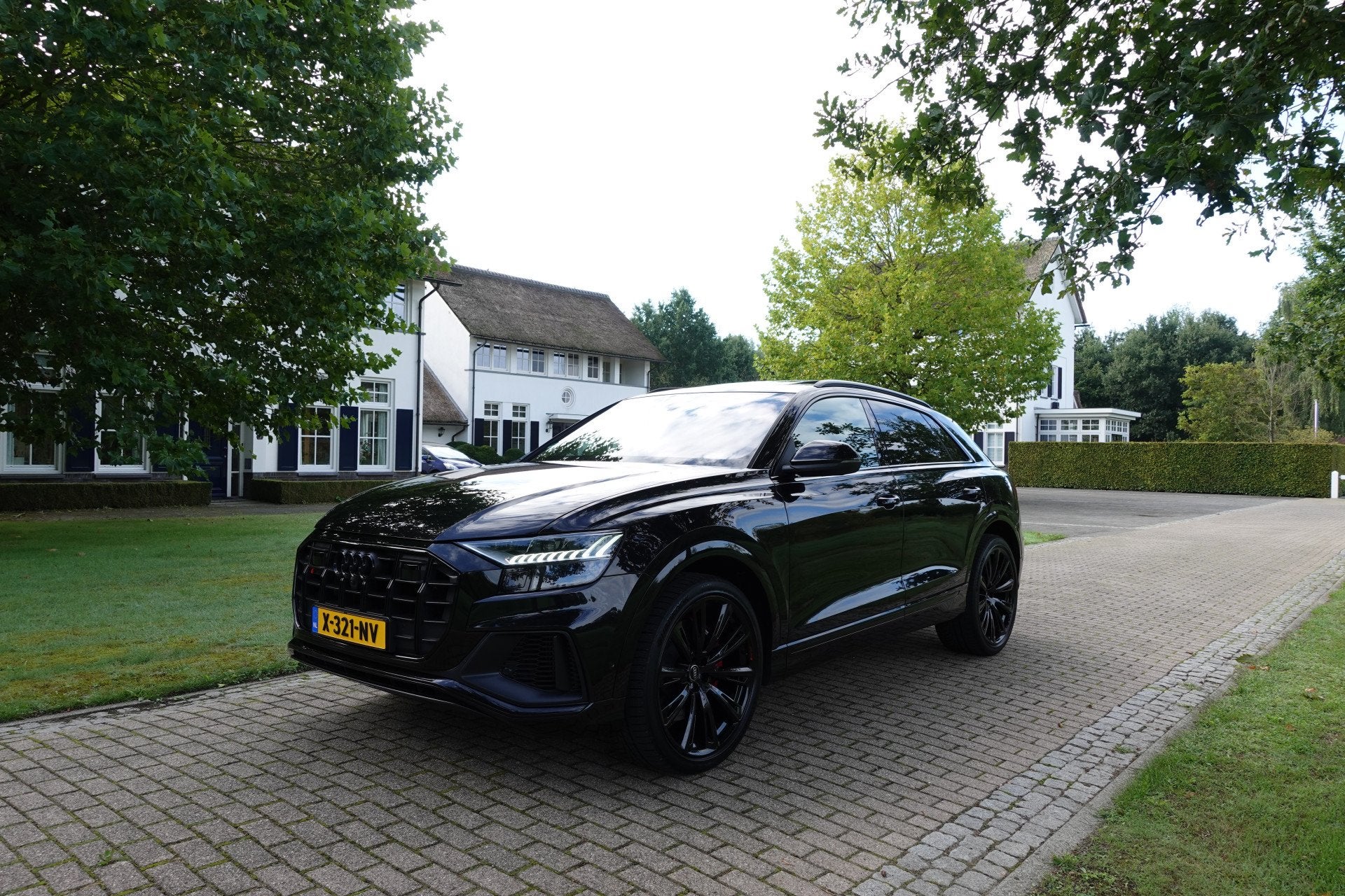Audi SQ8 4.0 TDI SQ8 quattro | BTW | B&O | Panorama dak | 4-, Auto's, 12 maanden, Gebruikt, Zwart, Leder