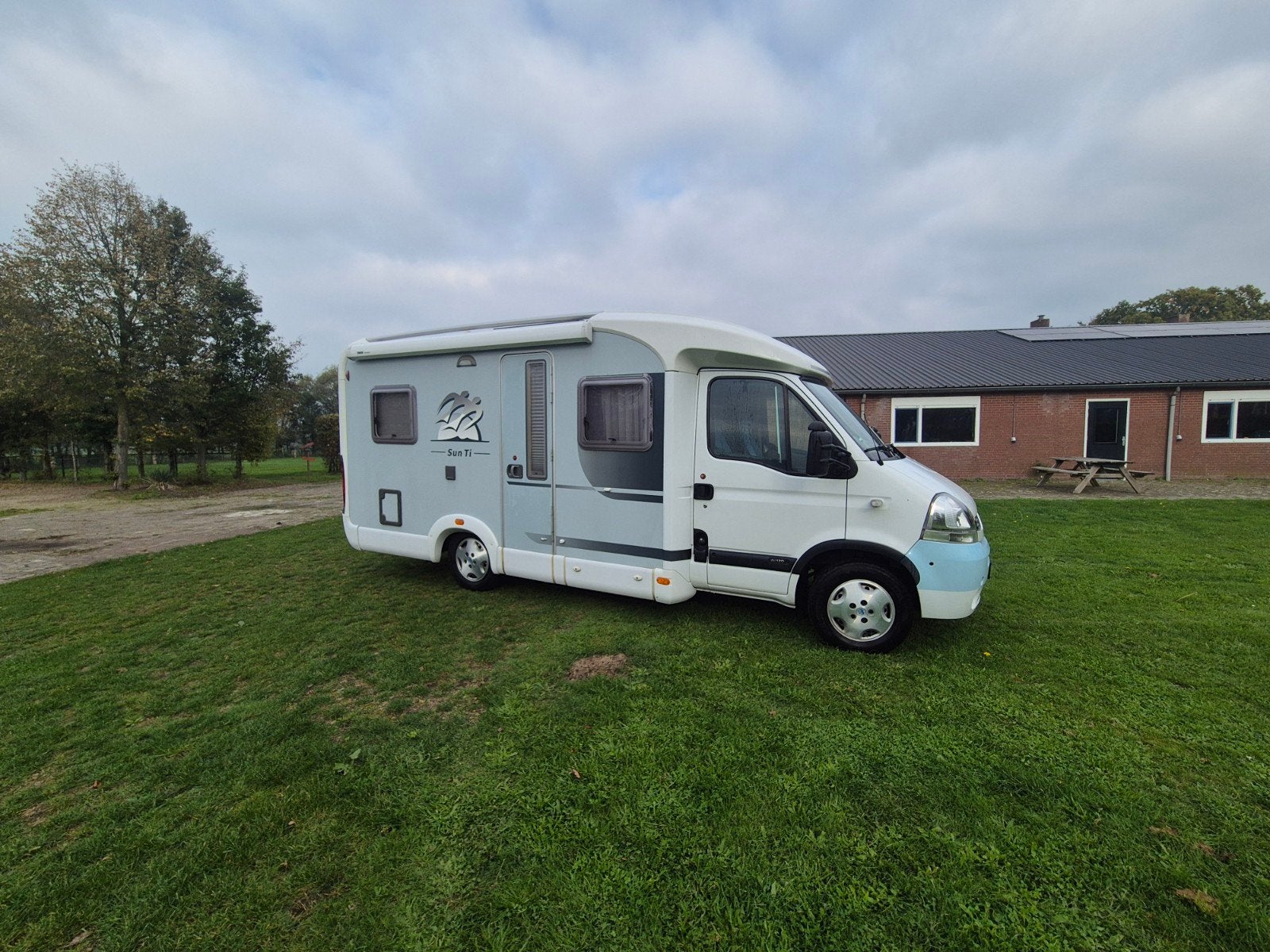 Mooie Knaus camper, 6 tot 7 meter, Particulier, 6 tot 7 meter, Verwarmde buitenspiegels