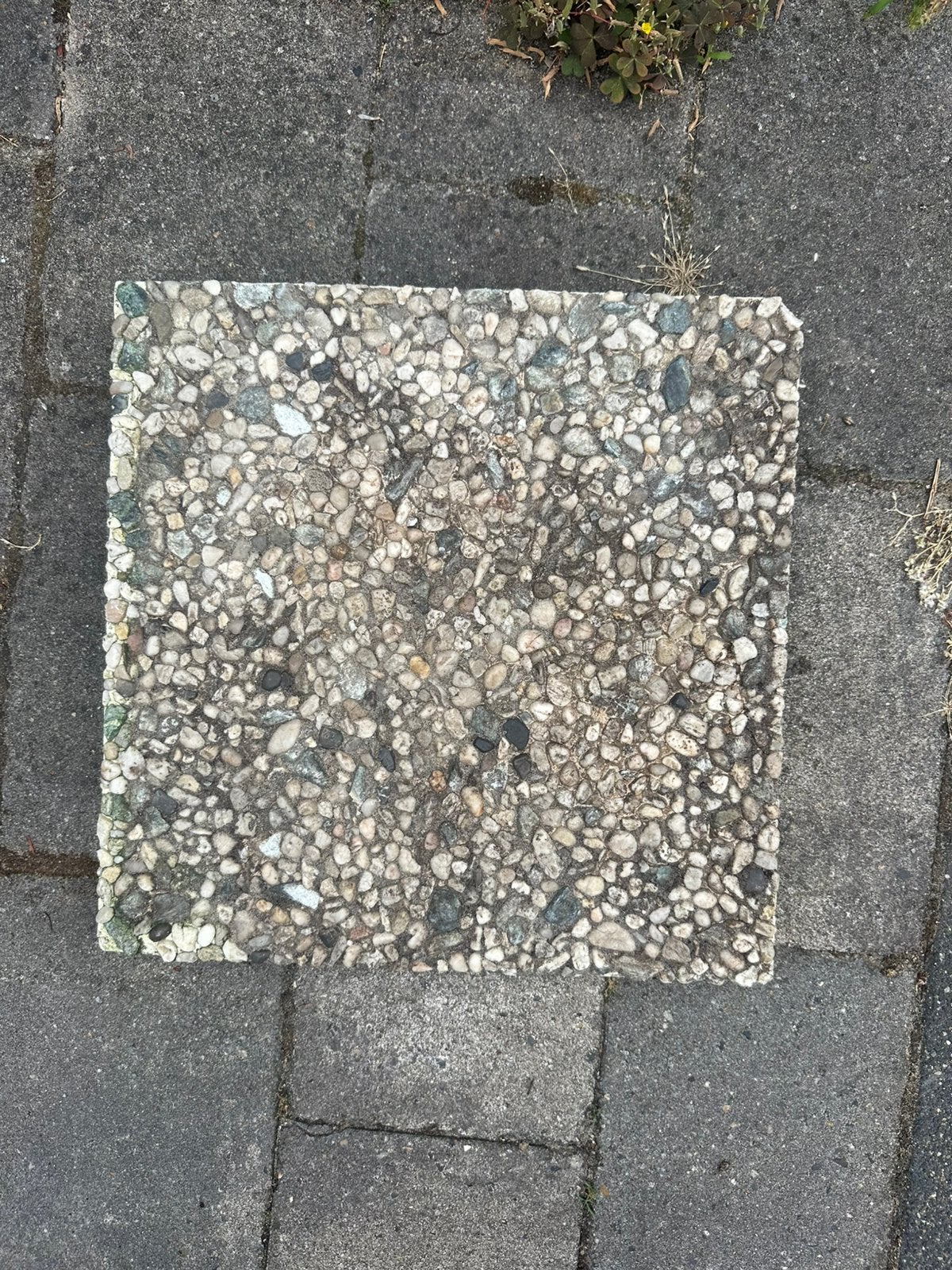 Gratis grindtegels, Ophalen, Zo goed als nieuw, Beton, Terrastegels