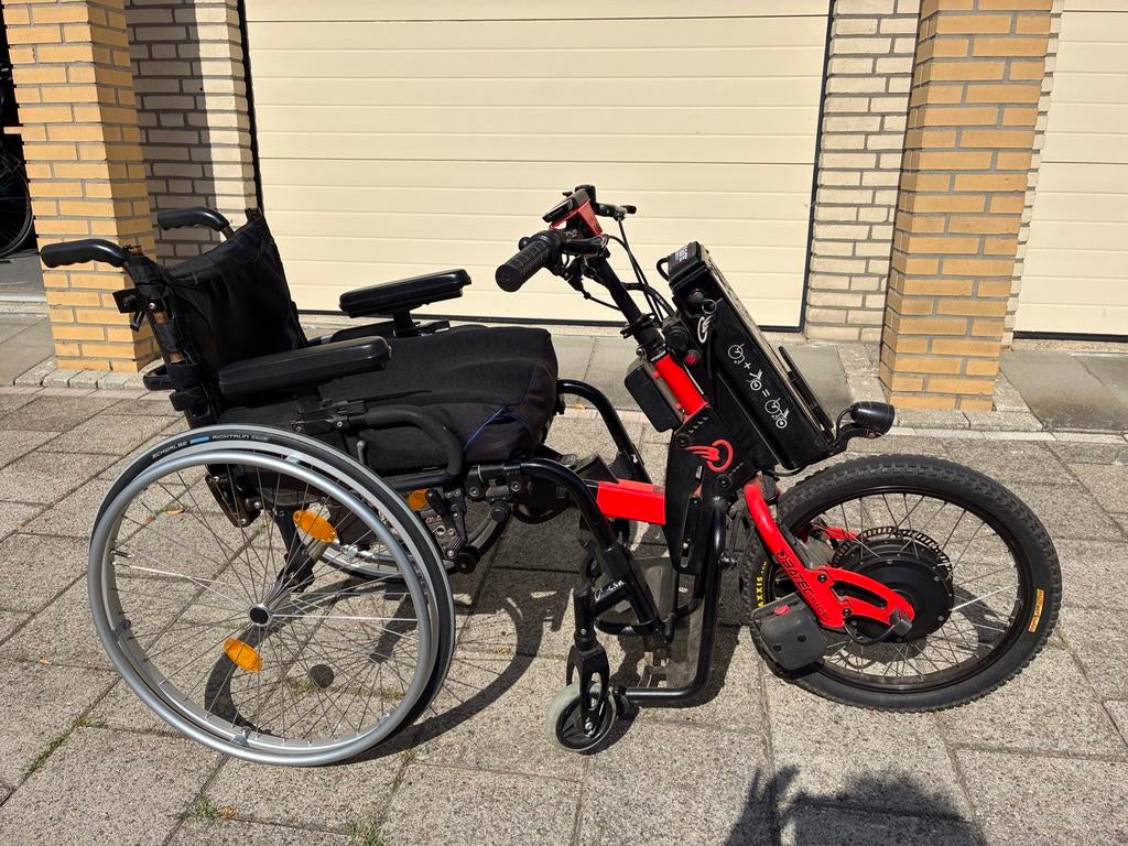 Mooie volledig elektrische aankoppelbike Batec voor rolstoel, Ophalen, Elektrische rolstoel