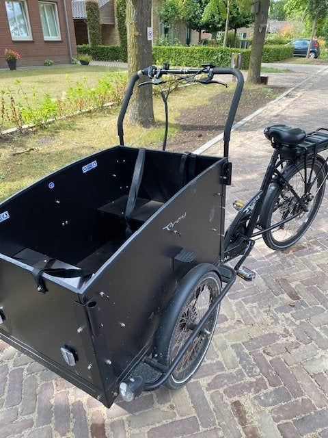 Elektrische bakfiets, 4 kinderen of meer, Gebruikt, Huif, Schijfrem