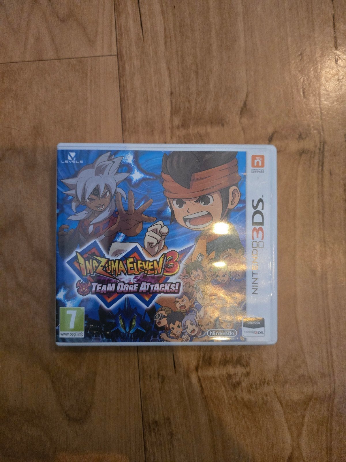 Inazuma Eleven 3: Team Ogre Attacks! (Nintendo 3DS), Spelcomputers en Games, Ophalen of Verzenden, Zo goed als nieuw, Sport