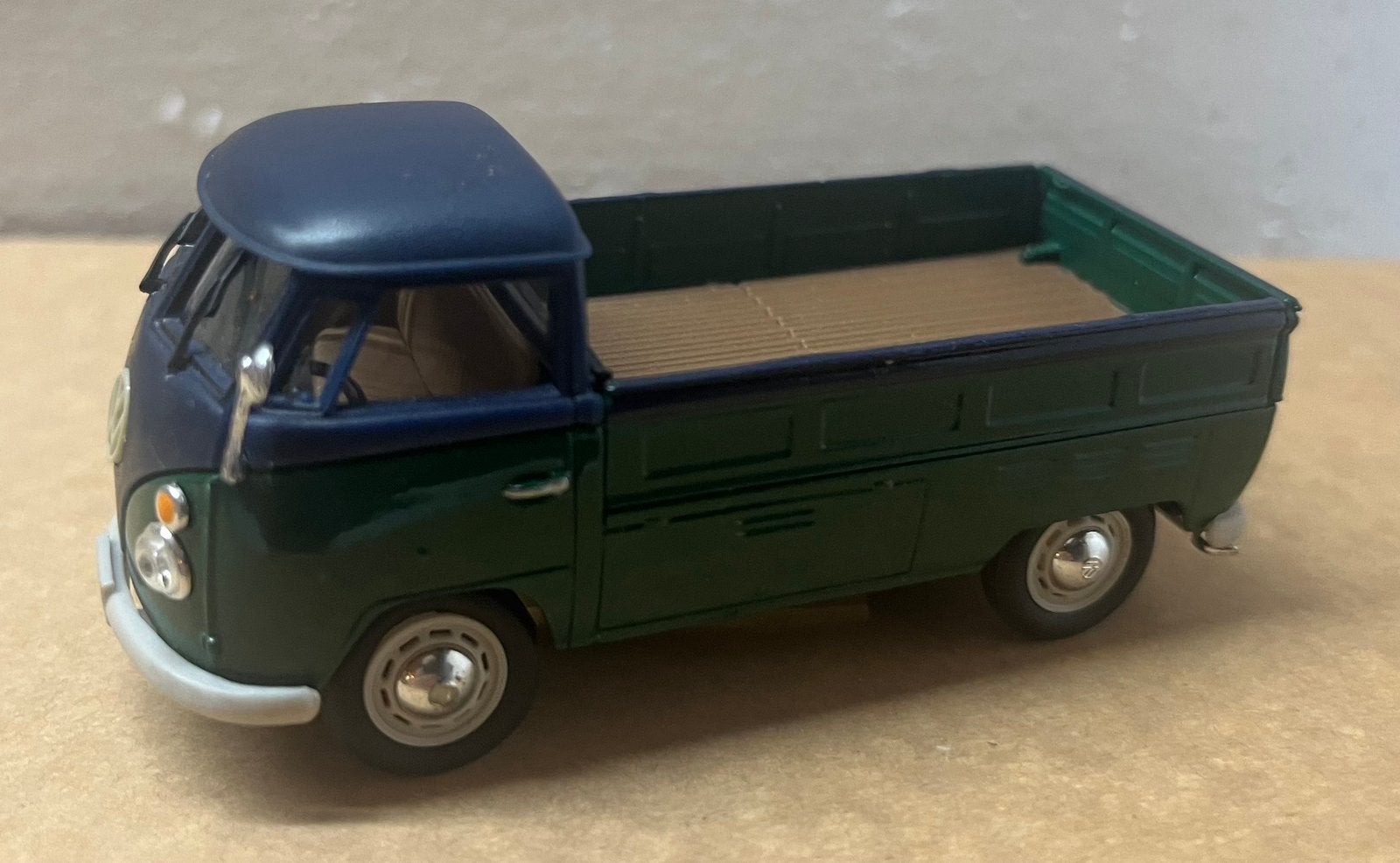 1:43 Hongwell , Volkswagen (VW ) T1 Pick-up  1960, Ophalen of Verzenden, Auto, Overige merken