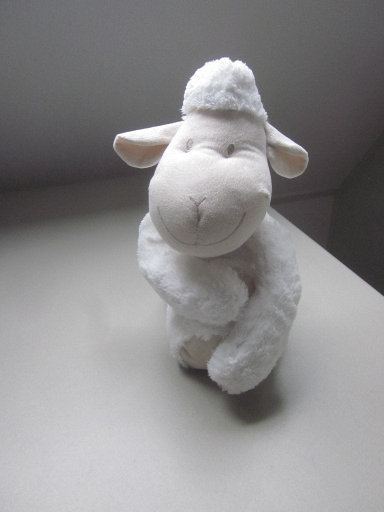 Kruidvat/Evora?? wit pluche schaap klittenband handen-voeten, Overige merken, Overige karakters, Overige typen, Nieuw