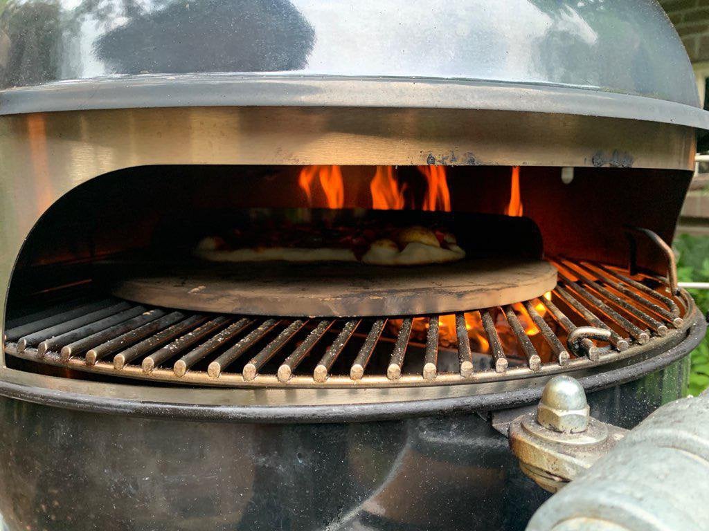 Complete pizza-oven voor Weber. Pizzaset houtovenpizza, Ophalen, Zo goed als nieuw