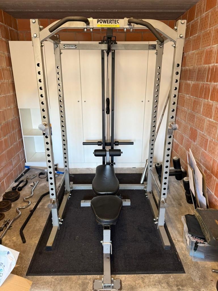 Powertec power rack met lat pulldown en bench, Ophalen, Gebruikt, Overige typen