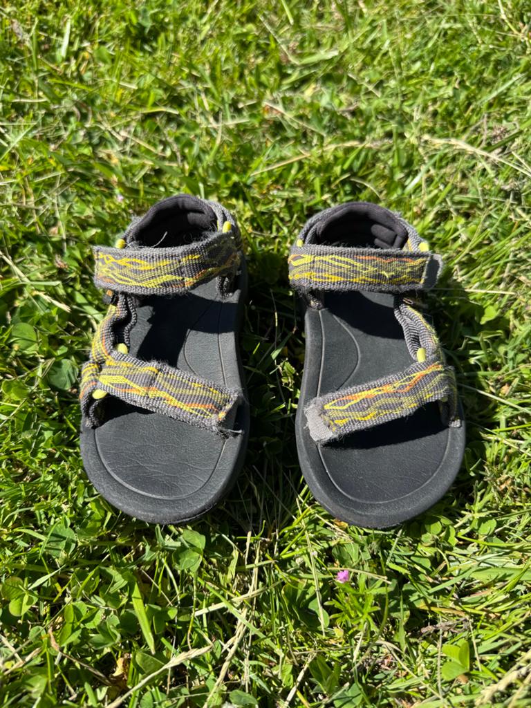 Teva Hurricane sandalen maat 21, Ophalen of Verzenden, Gebruikt, Jongen of Meisje, Schoenen