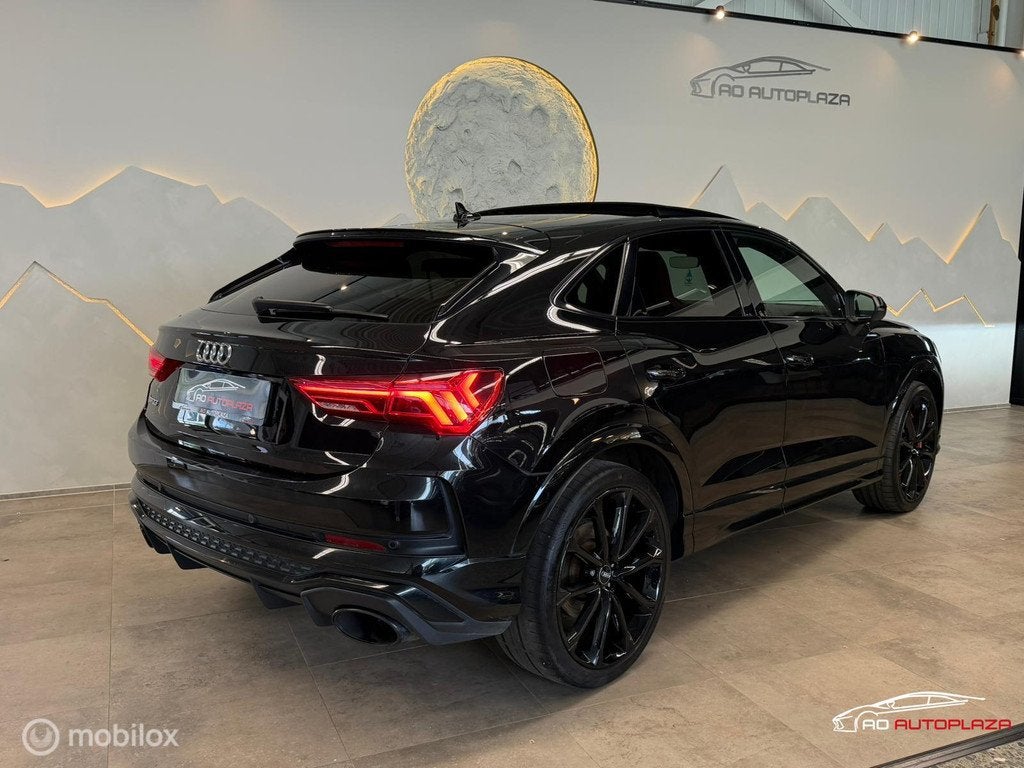 Audi RS Q3 RSQ3 Sportback 2.5 TFSI Panorama/Keyless/B&O/360, Automaat, Zwart, 1675 kg, Zwart