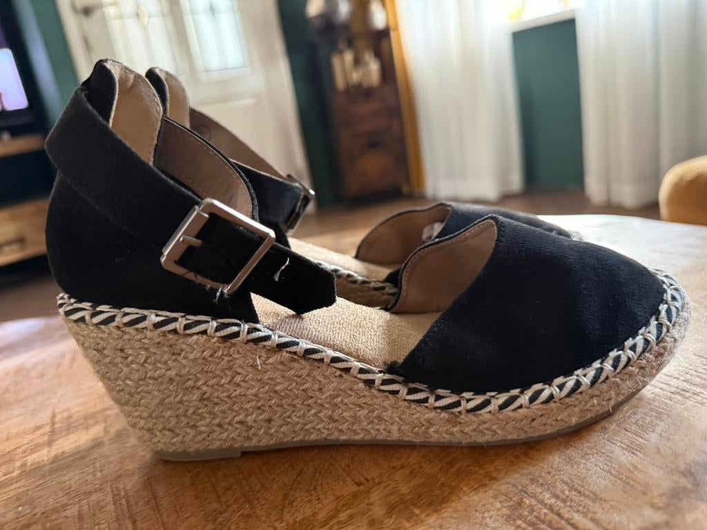 Poelman * leuke espadrilles ( maat 38), Verzenden, Zo goed als nieuw, Zwart, Espadrilles of Moccasins