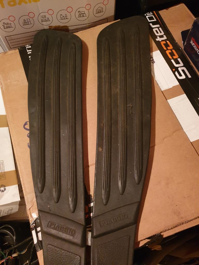 Piaggio vloermatten oem, liberty, beverly, mp3, zip, Ophalen of Verzenden, Nieuw