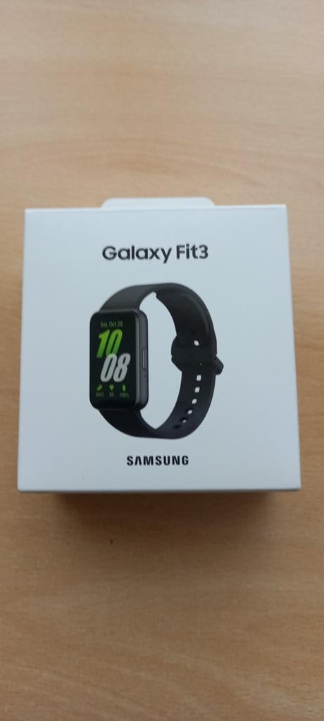Aangeboden : Nog nieuwe Samsung Galaxy Fit 3 Activity Track, Sport en Fitness, Hartslagmeters, Ophalen of Verzenden, Zo goed als nieuw