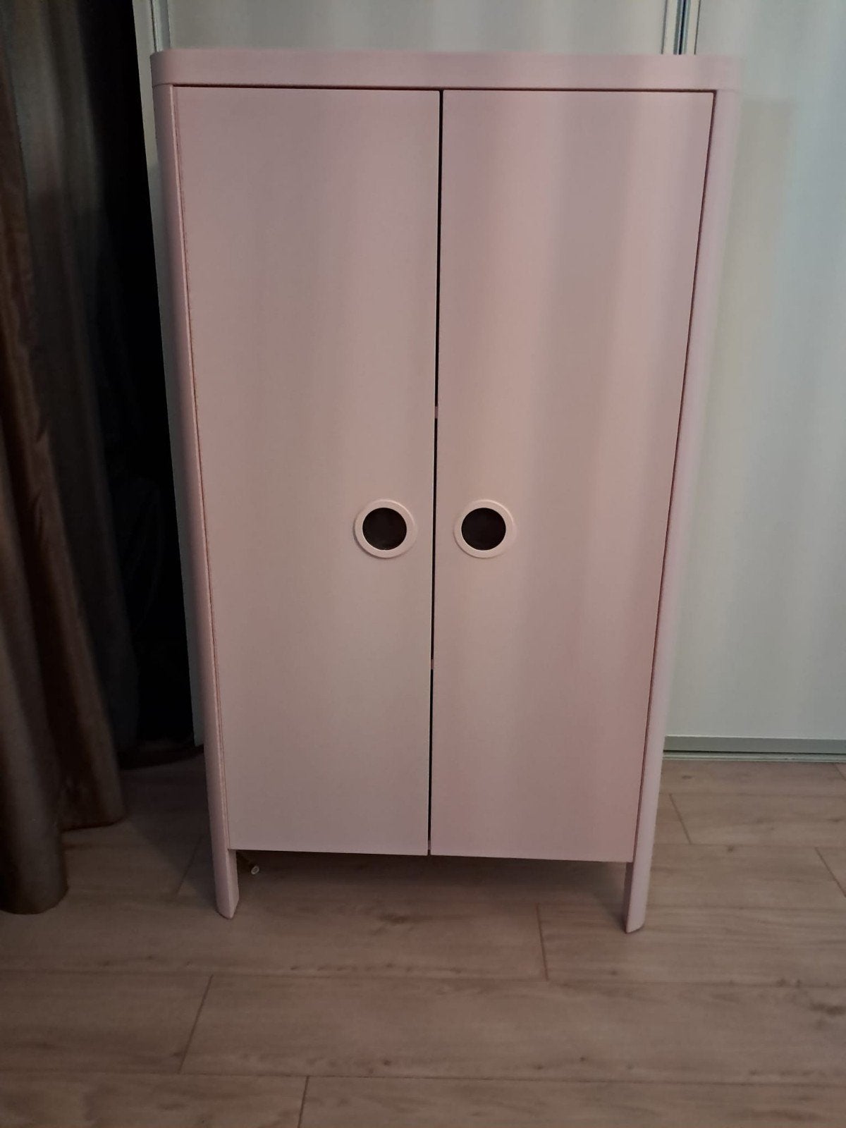 Roze kledingkast met planken en hangruimte, Ophalen, Gebruikt, 100 tot 150 cm, 50 tot 100 cm