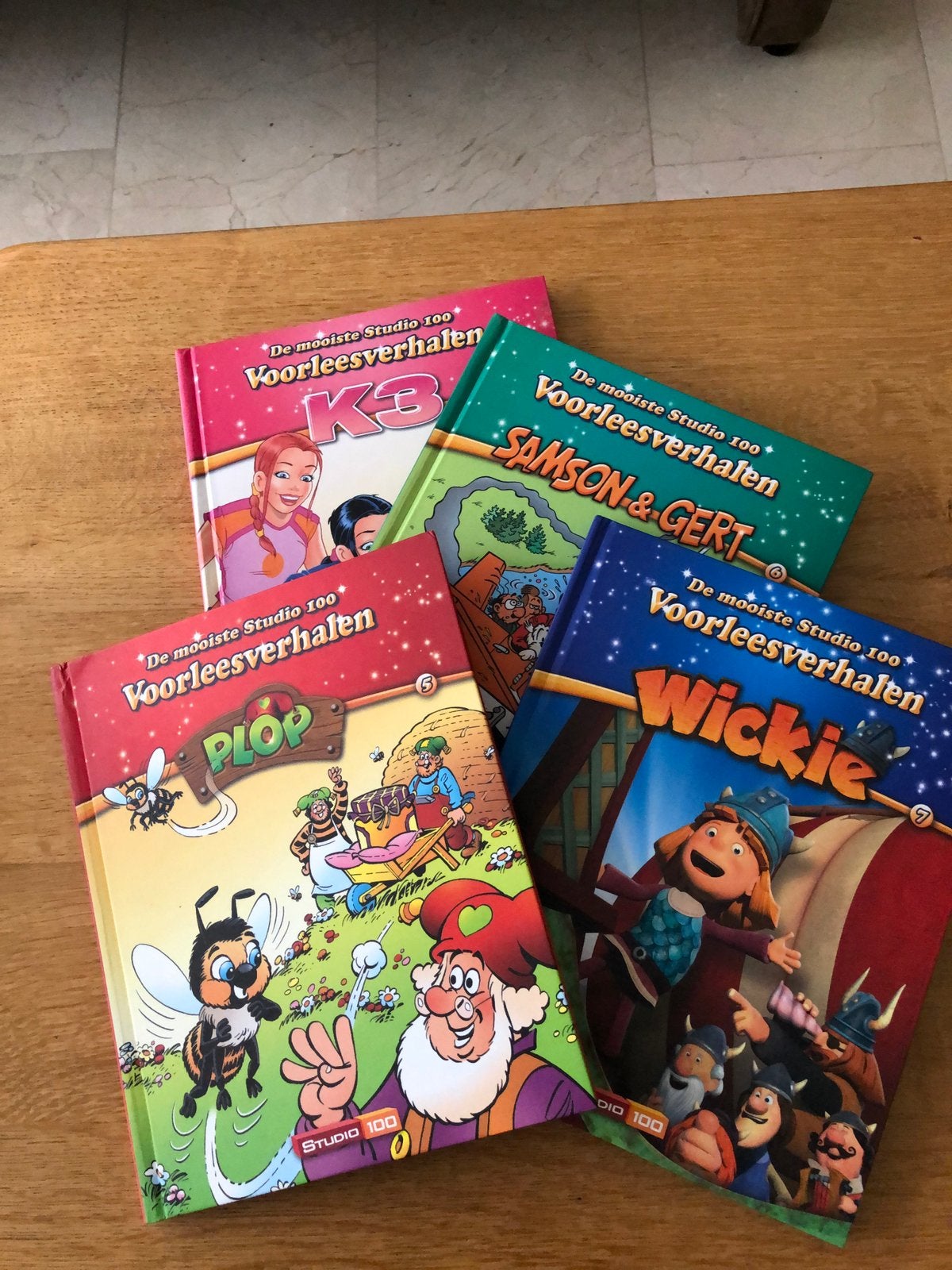 8 boeken van studio 100, Ophalen, Gelezen, Fictie algemeen