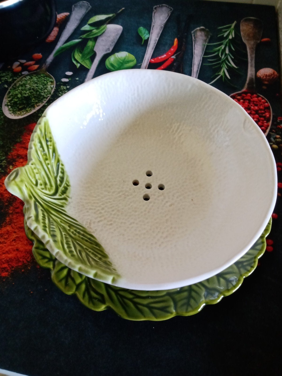 Vintage fruittest met groene bladeren, 24 cm, Antiek en Kunst, Ophalen of Verzenden