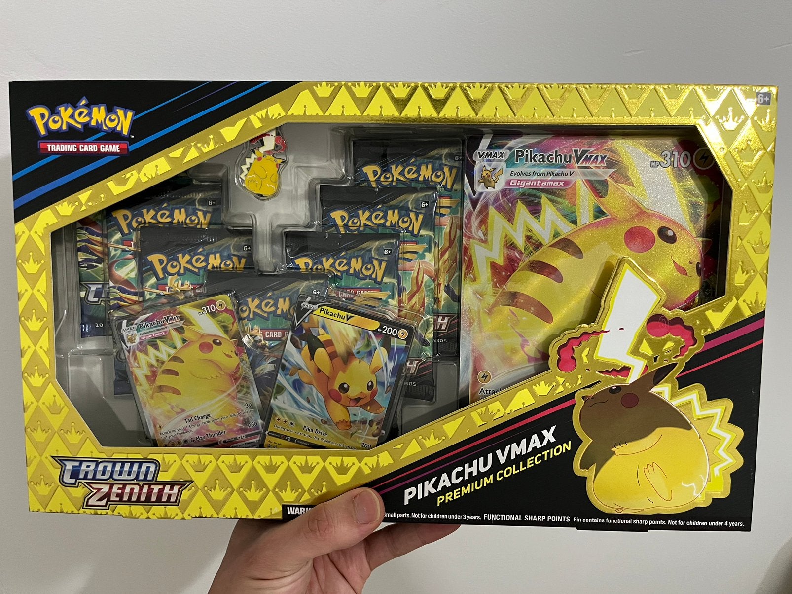 Pokemon crown zenith premium collection pikachu, Ophalen, Nieuw, Boosterbox