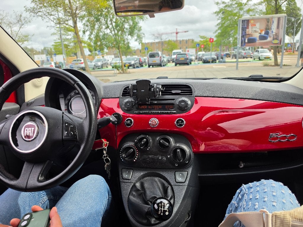 Foto 4 van Fiat 500 1.2 rood | 2008 | APK t/m 21-10-2027