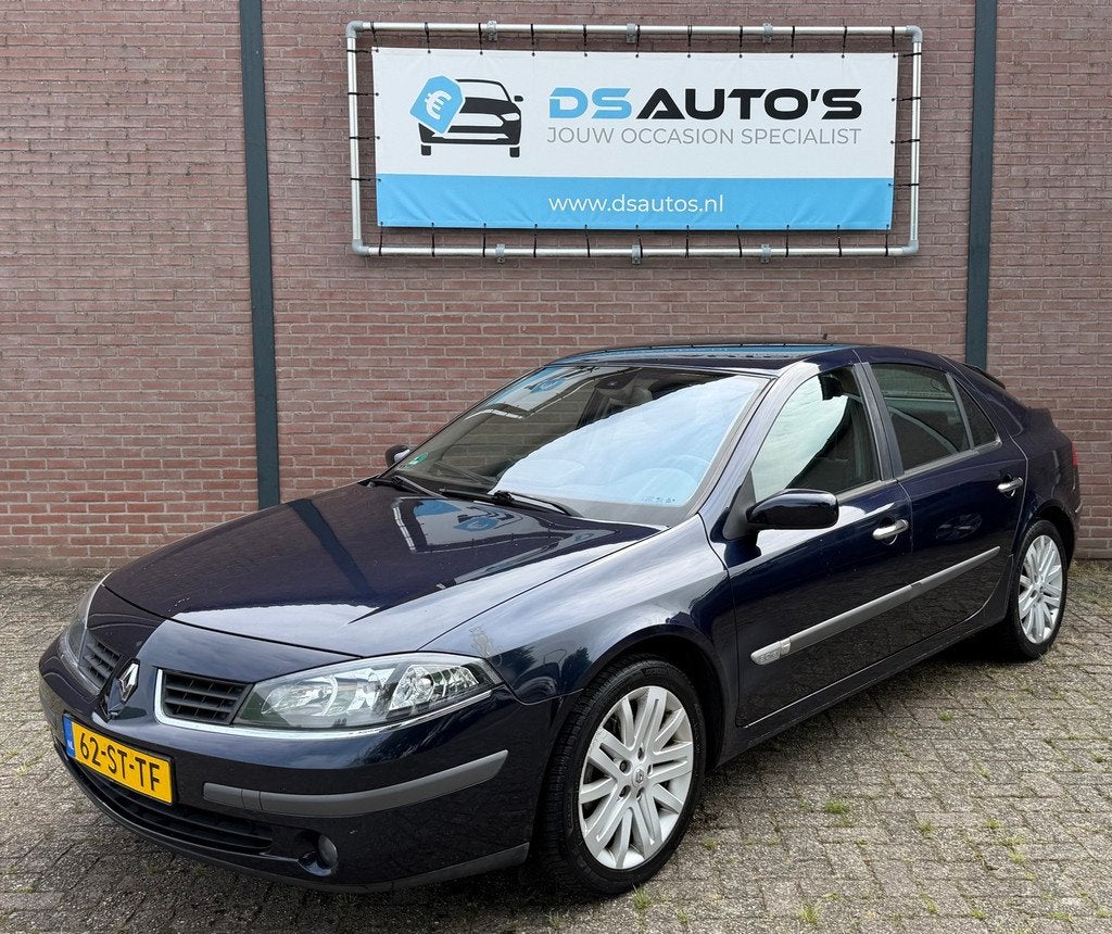 Renault Laguna 2.0-16V Privilège, 135 pk, Gebruikt, Zwart, 4 cilinders
