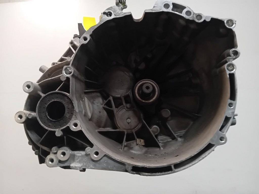 Versnellingsbak schakel Volvo V40, Onderdelen@venauto.nl, Van der Ven Autorecycling B.V., Gebruikt, Ettenseweg 76, 4706 PB Roosendaal, The Netherlands
